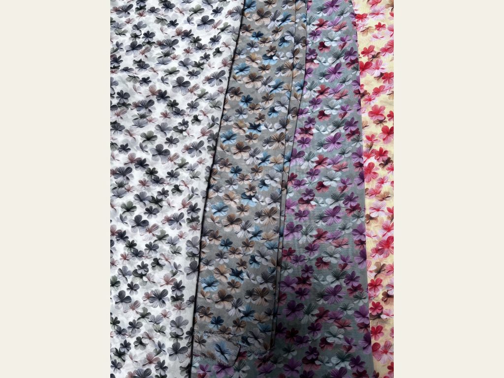 Pearl Chiffon Floral Print 03221825_00