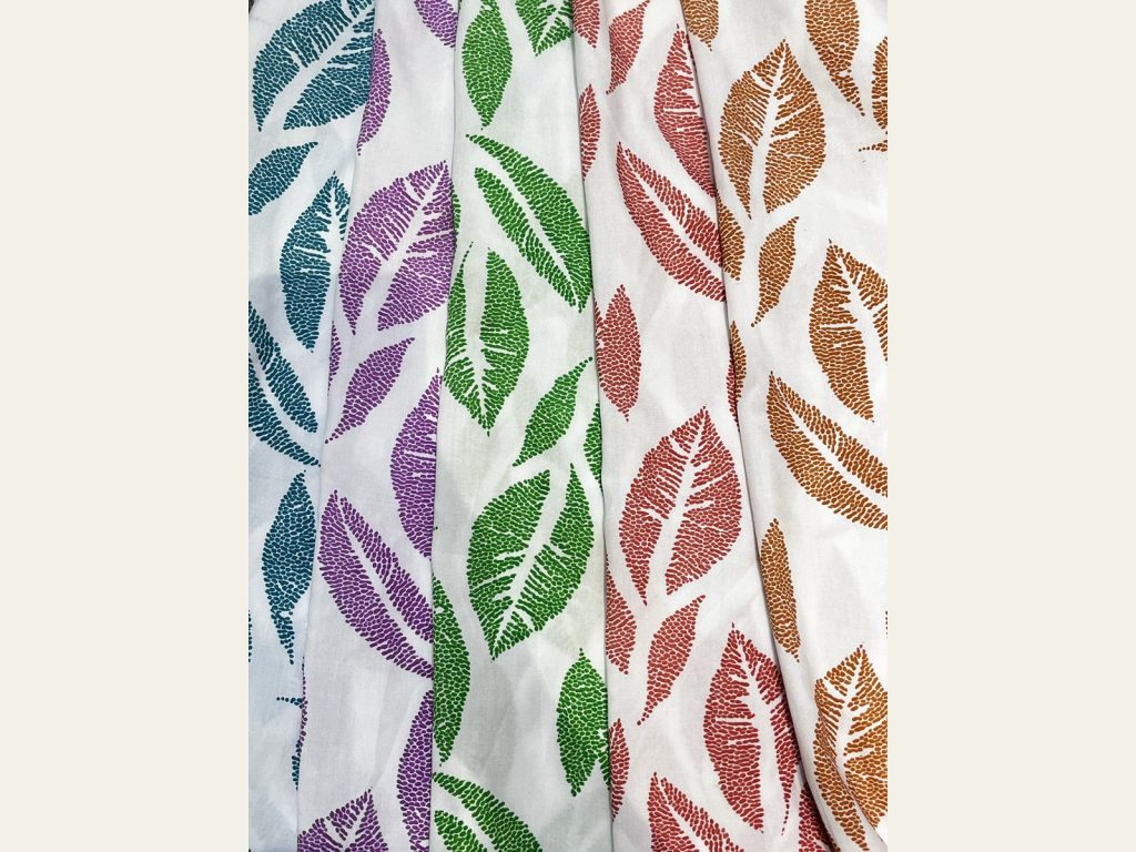 45-Count Rayon Leaf Print 03161215_01